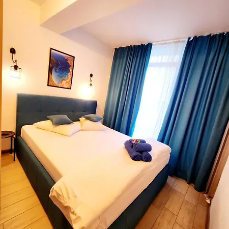 Sea Breeze - Pool & 3*